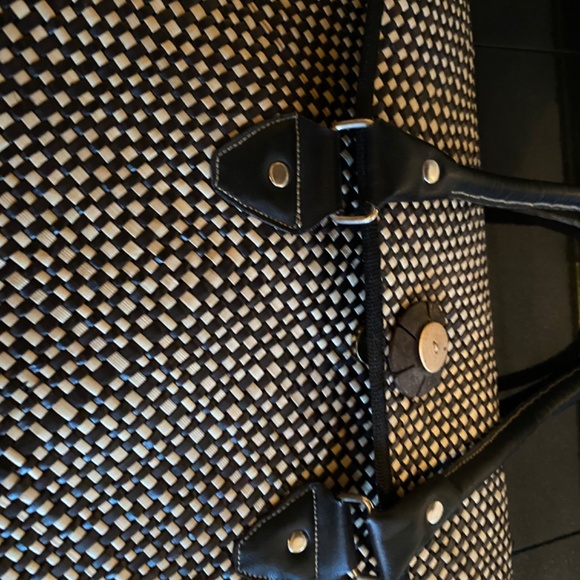 Black Straw Shoulder Bag - Picture 16 of 16